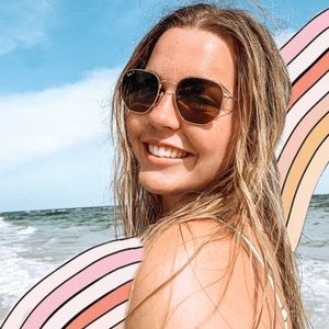 Meet your Posher, Lynsey